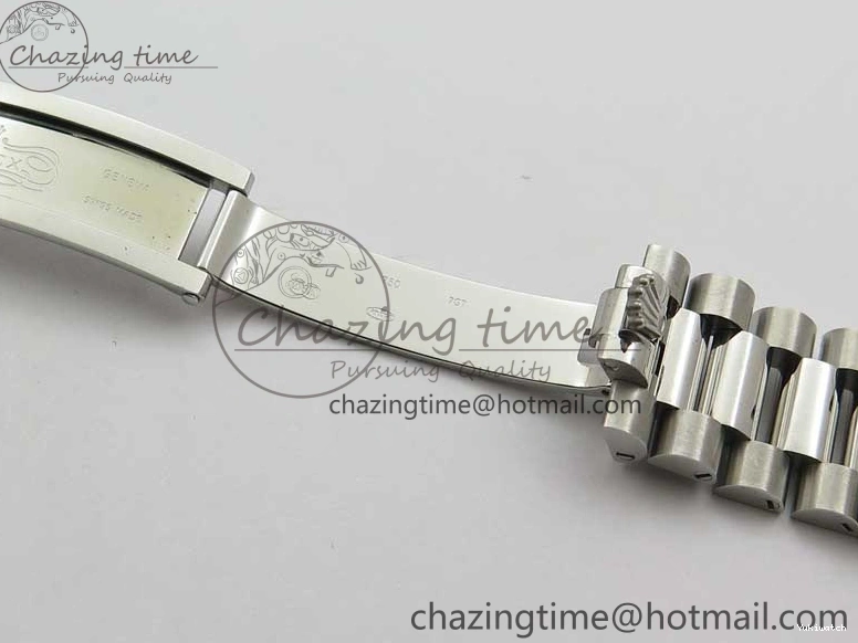 on SS SS Dial Day-Date Dial Green 904 New Markers Bracelet A2836 228239 Version BP 40mm President Stick 0313